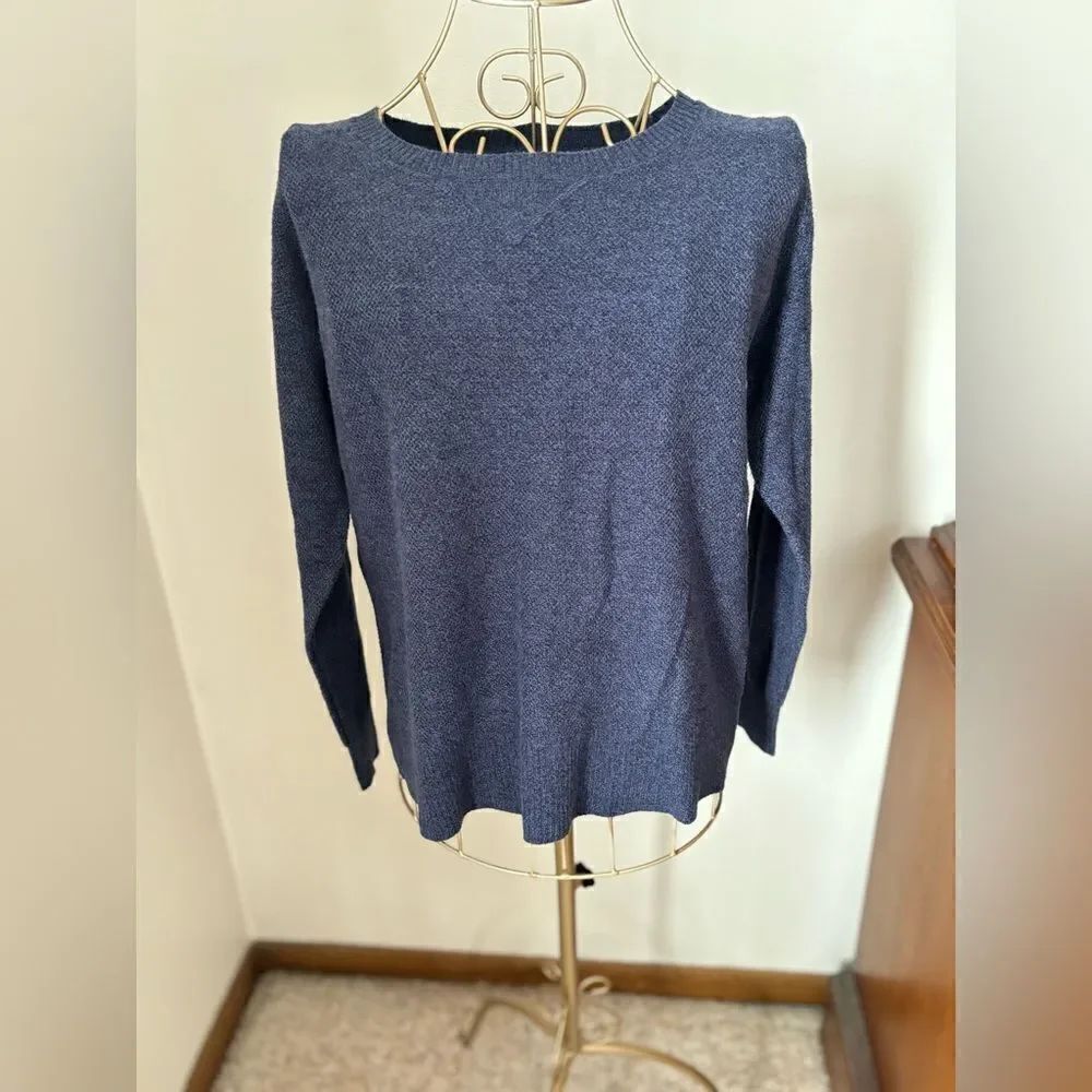 American Eagle Outfitters Crewneck Sweater Navy Size Small 55% Cotton